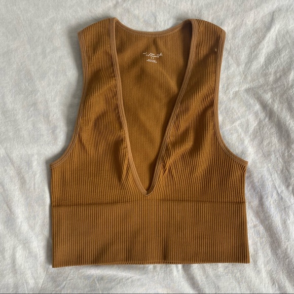 Urban Outfitters Out from Under Honey Hailey Seamless Tank - Picture 1 of 4